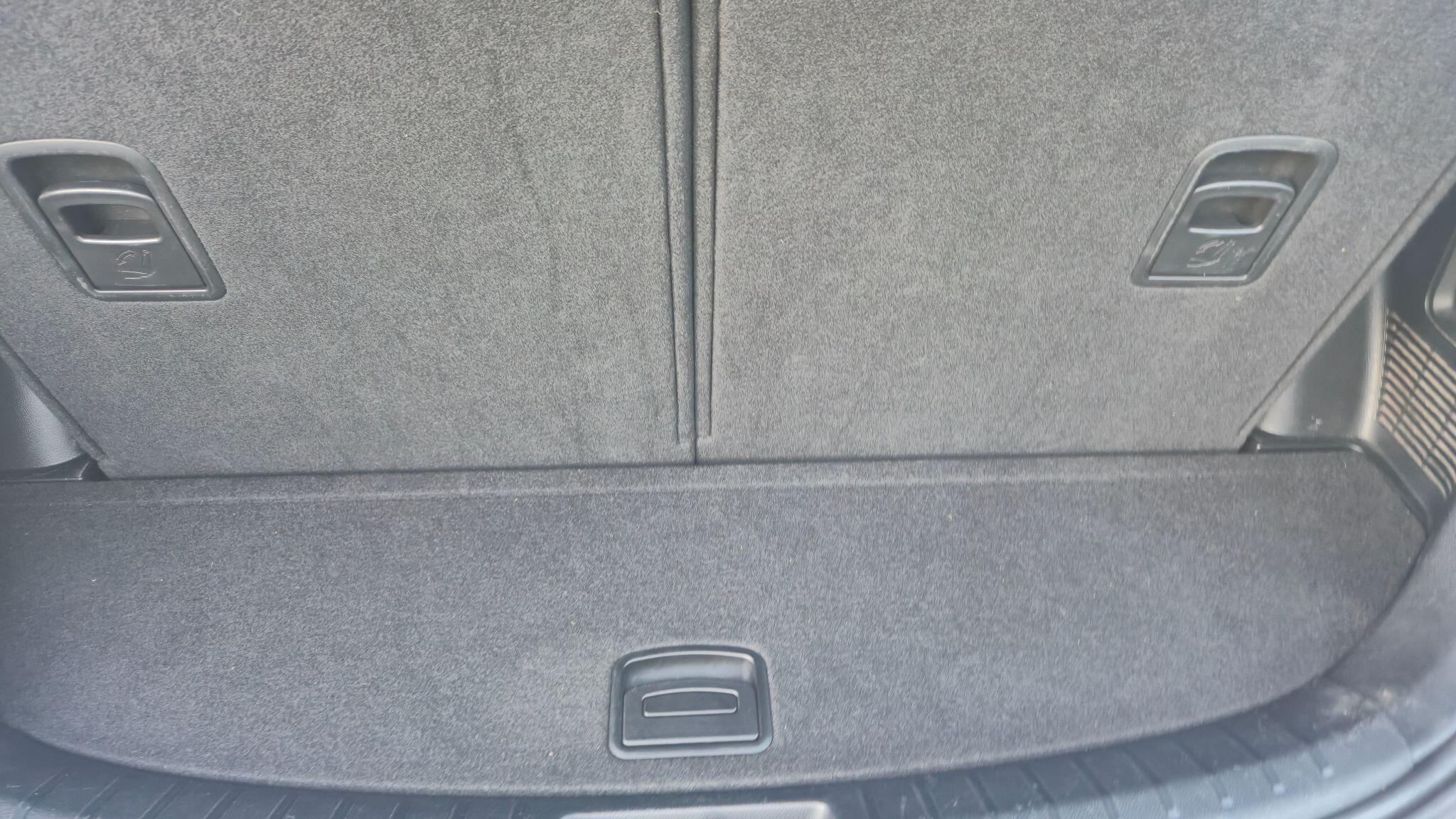 Hyundai Santa Fe view 28