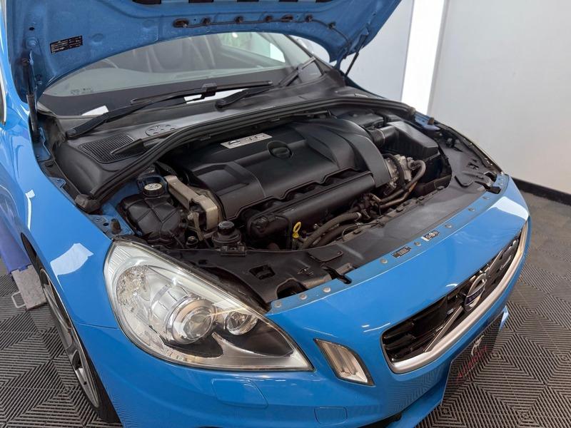 2013 Volvo V60 image 11