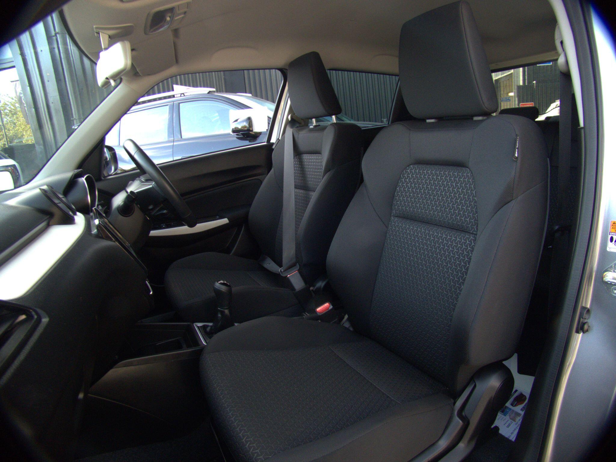 Suzuki Swift view 22
