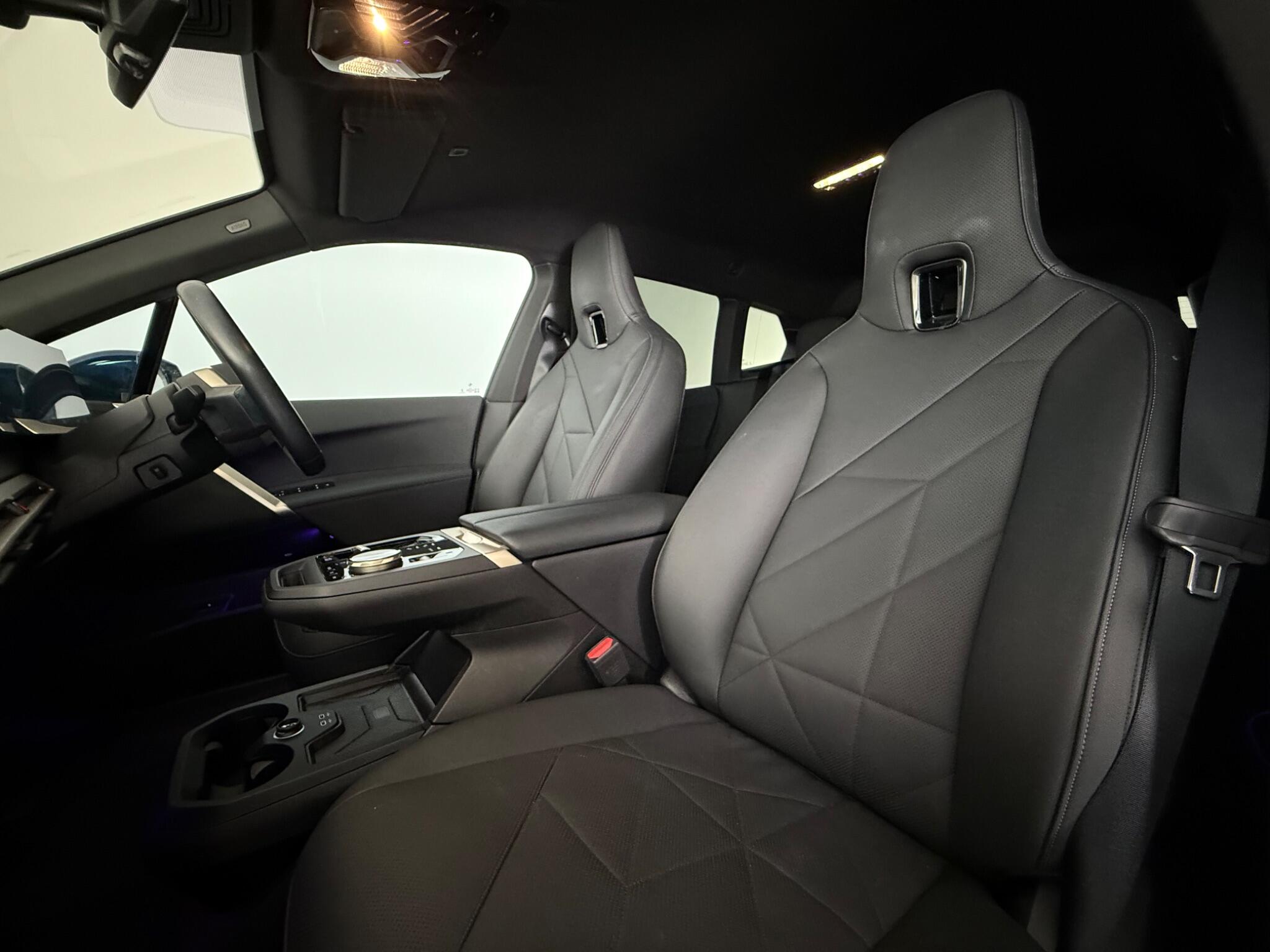 BMW Ix view 46