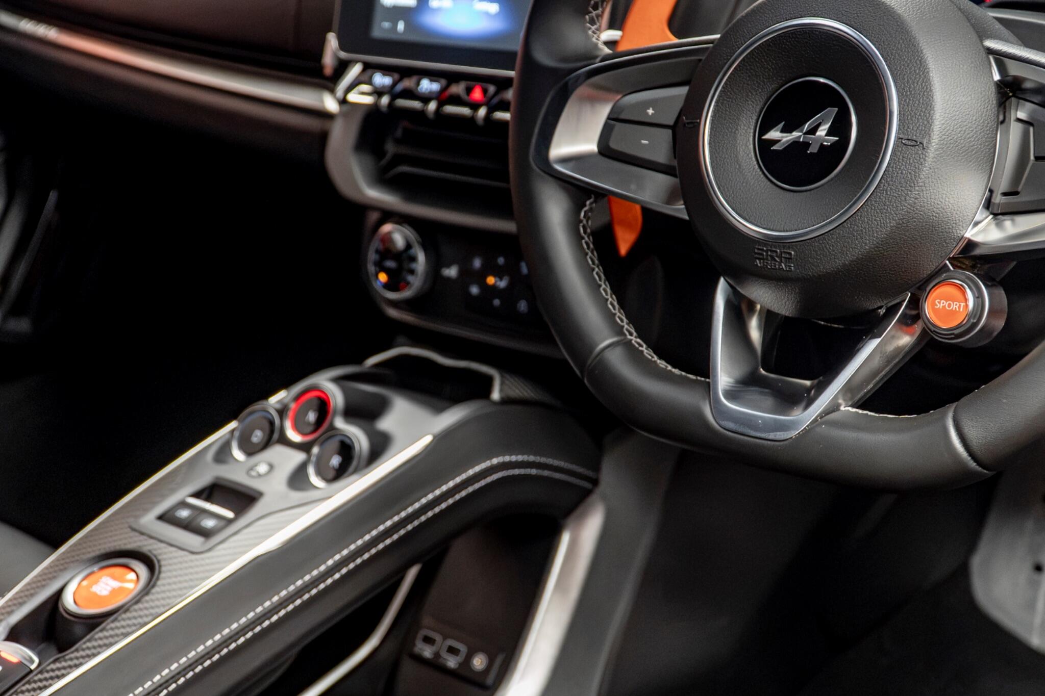 Alpine A110 view 36
