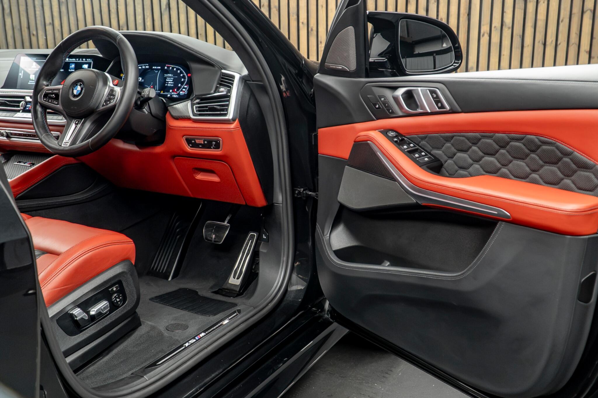 BMW X5 M view 31