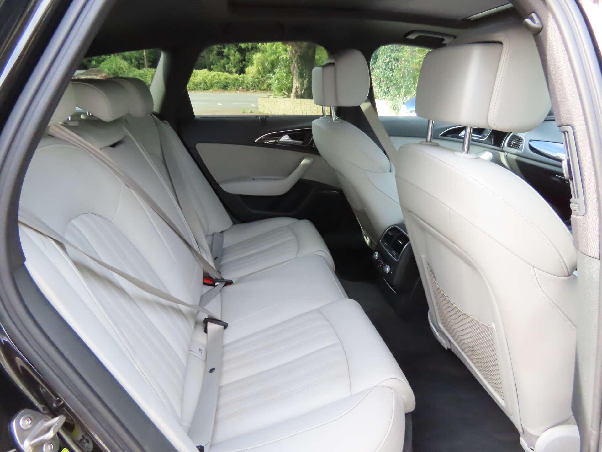 Audi A6 view 9