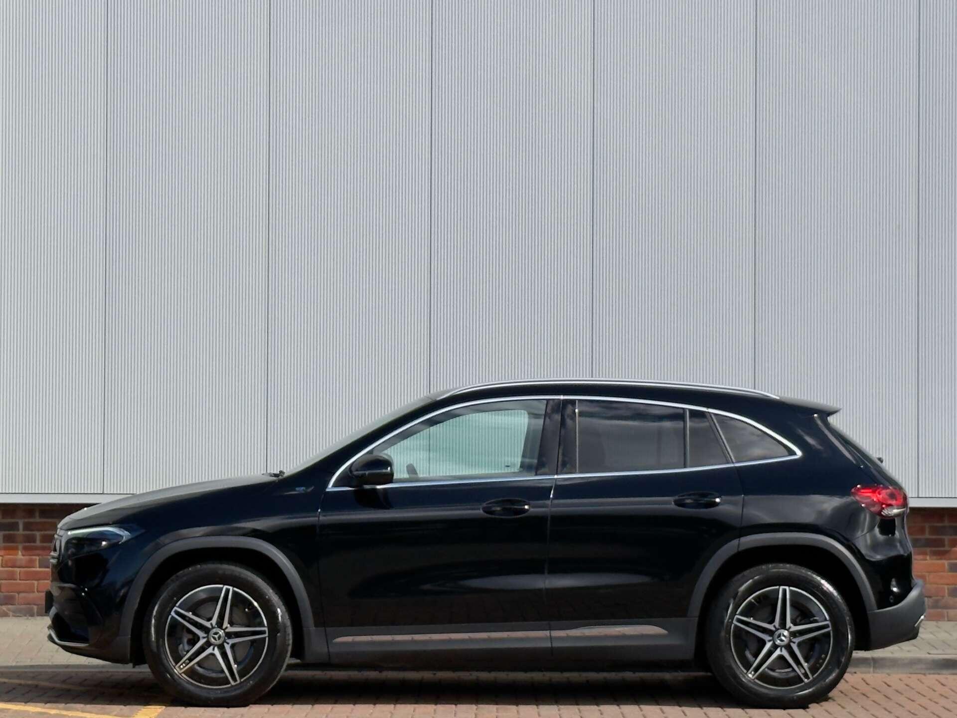 Mercedes-Benz EQA view 8