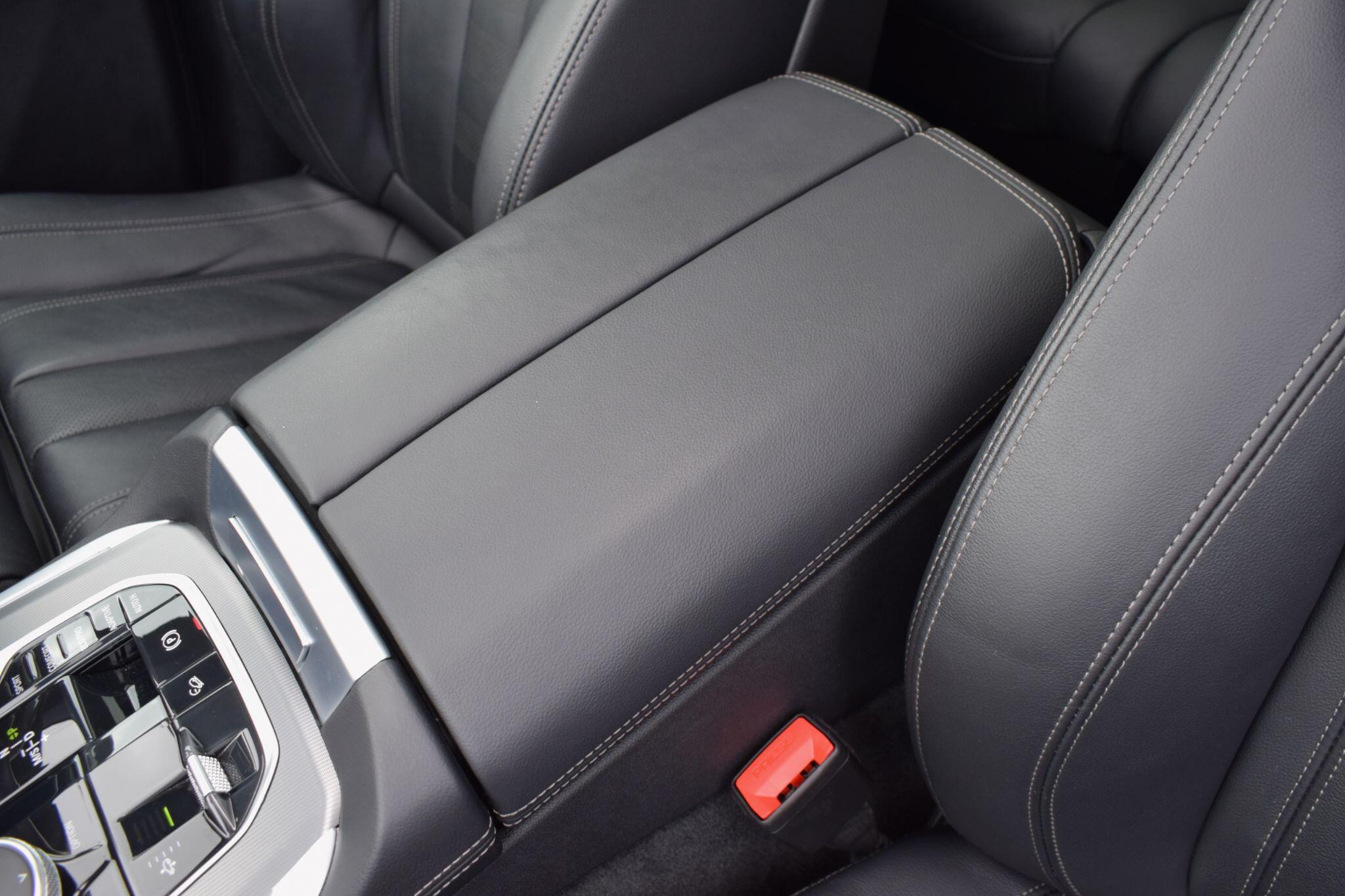 BMW X5 view 29
