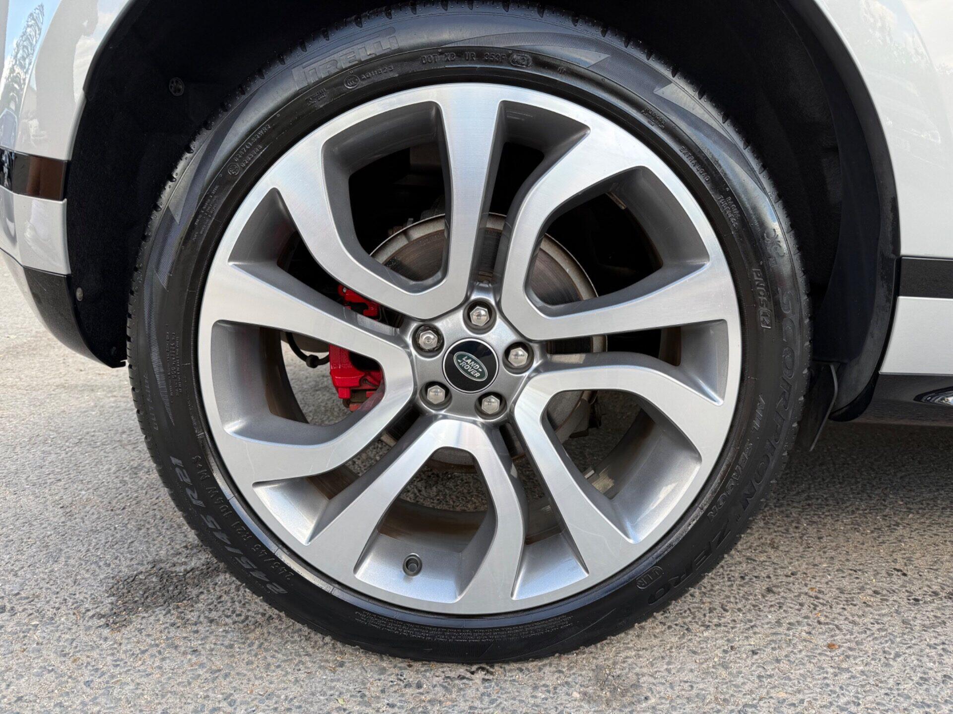 Land Rover Range Rover Evoque view 64