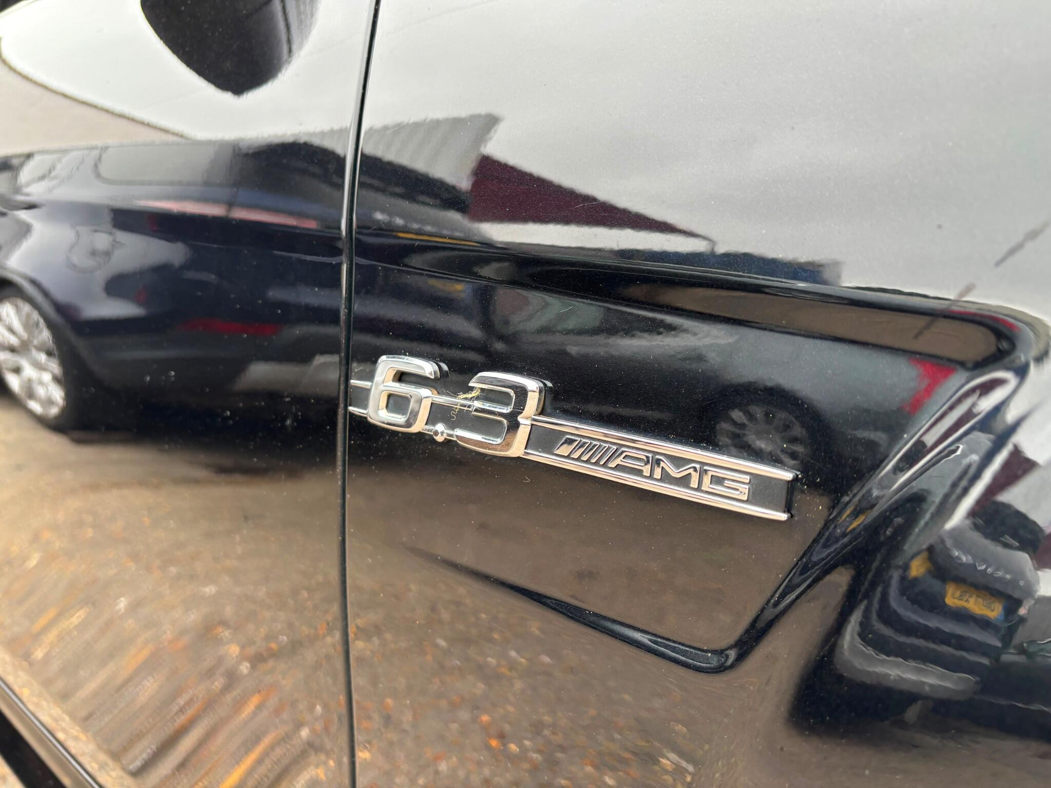 Mercedes-Benz C-Class view 25