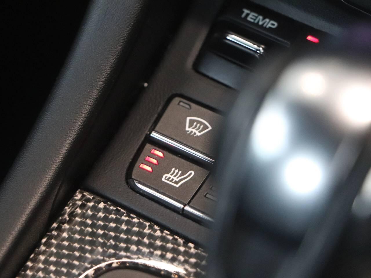 Porsche 911 view 42