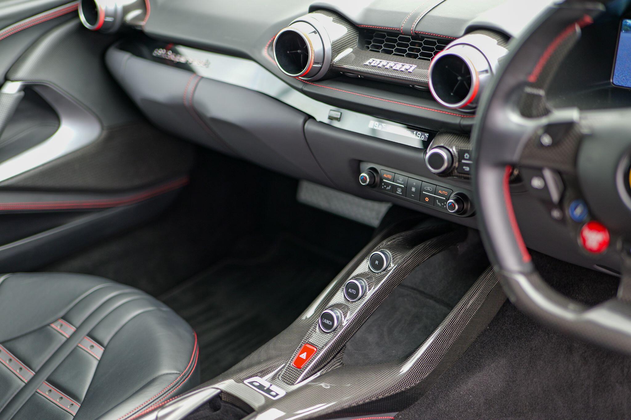 Ferrari 812 view 19