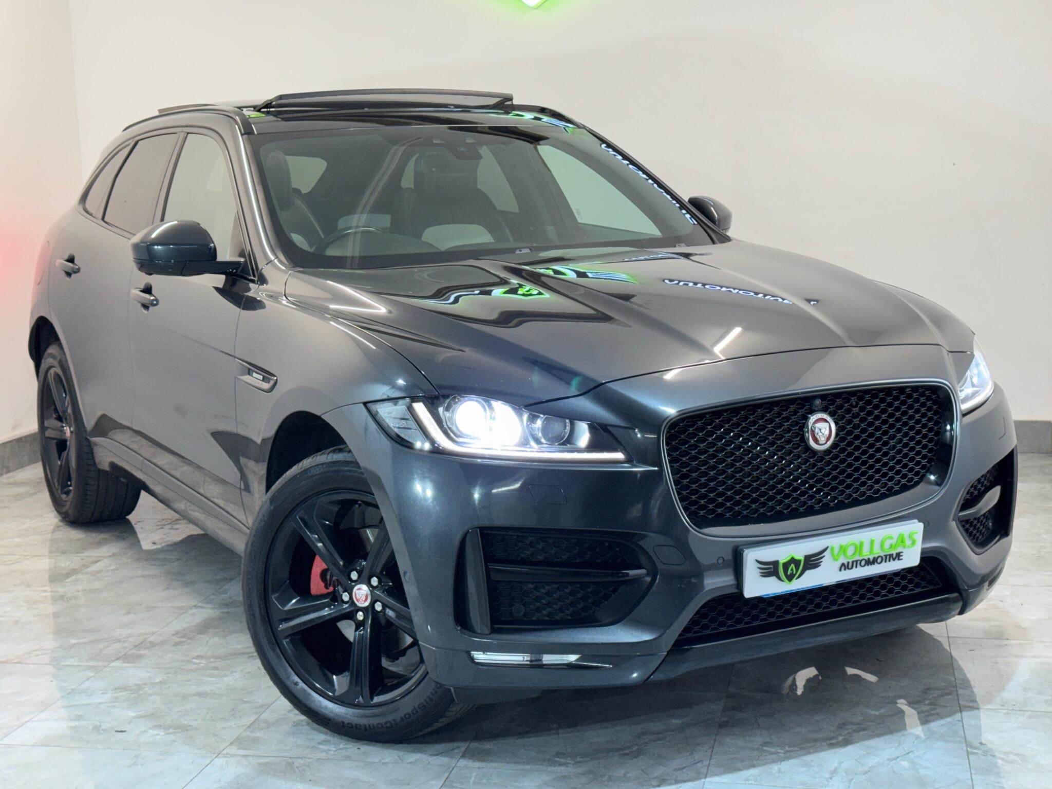 Jaguar F-Pace view 13