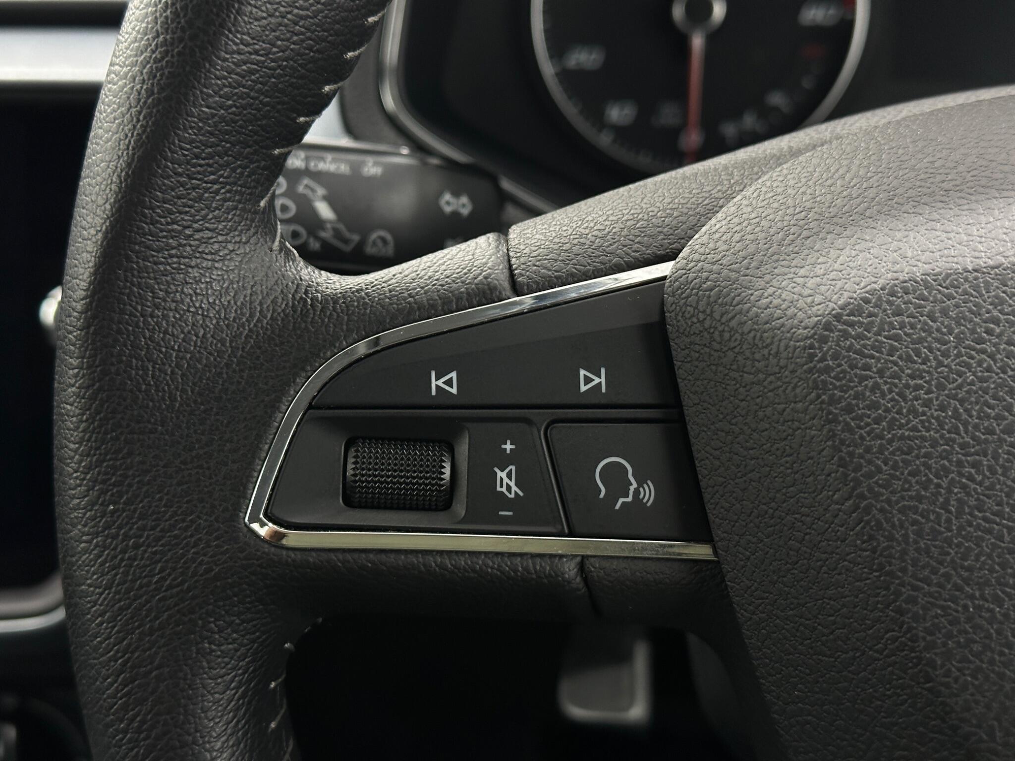 SEAT Arona view 15