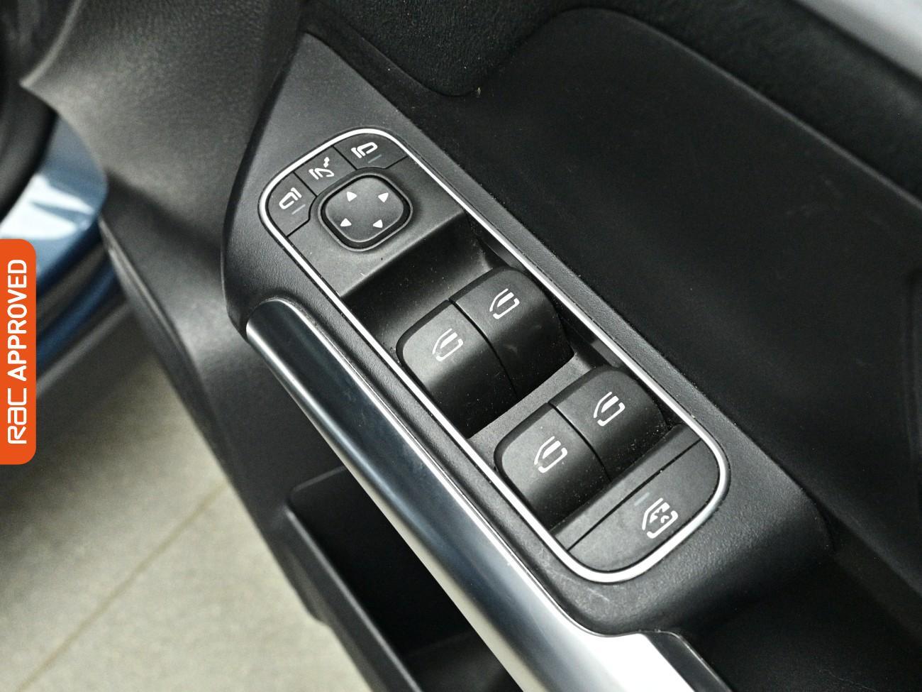 Mercedes-Benz Eqa view 30