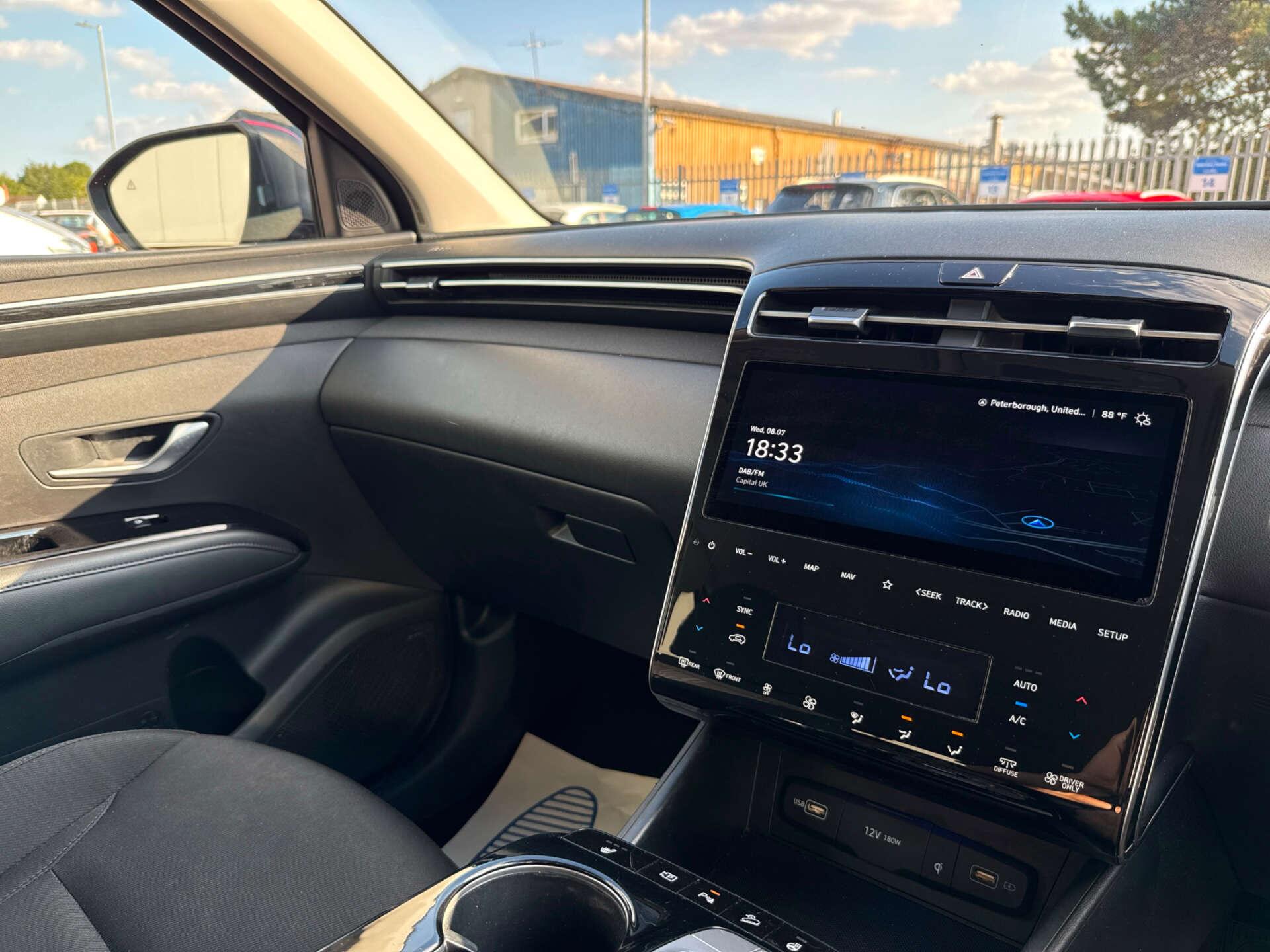 Hyundai Tucson view 55