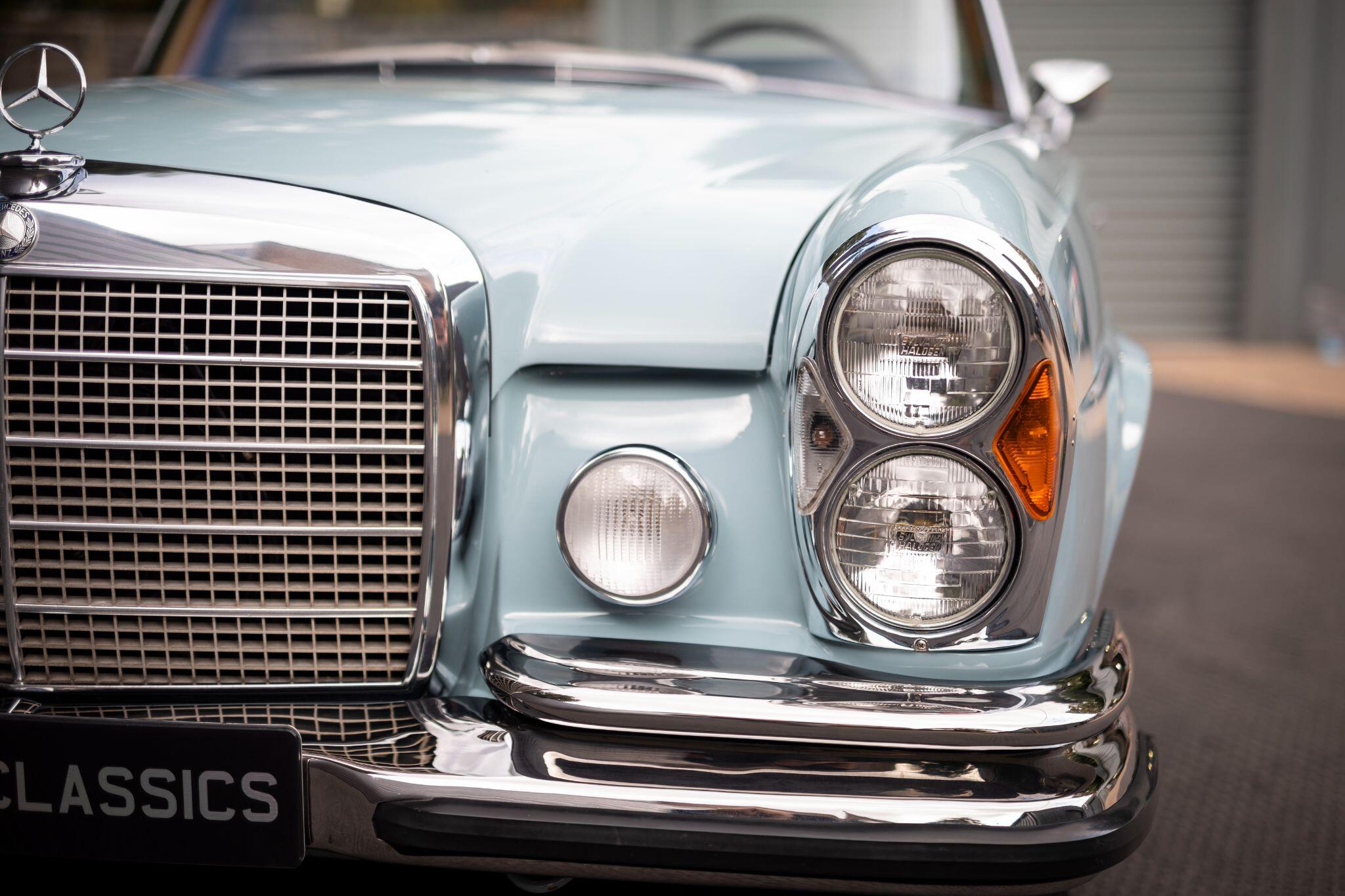 Mercedes-Benz 280 view 35