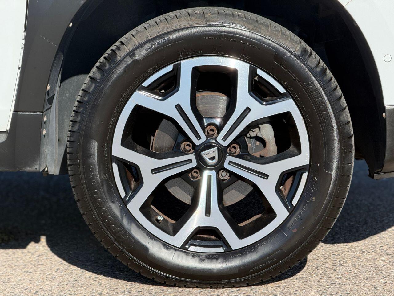 Dacia Duster view 45