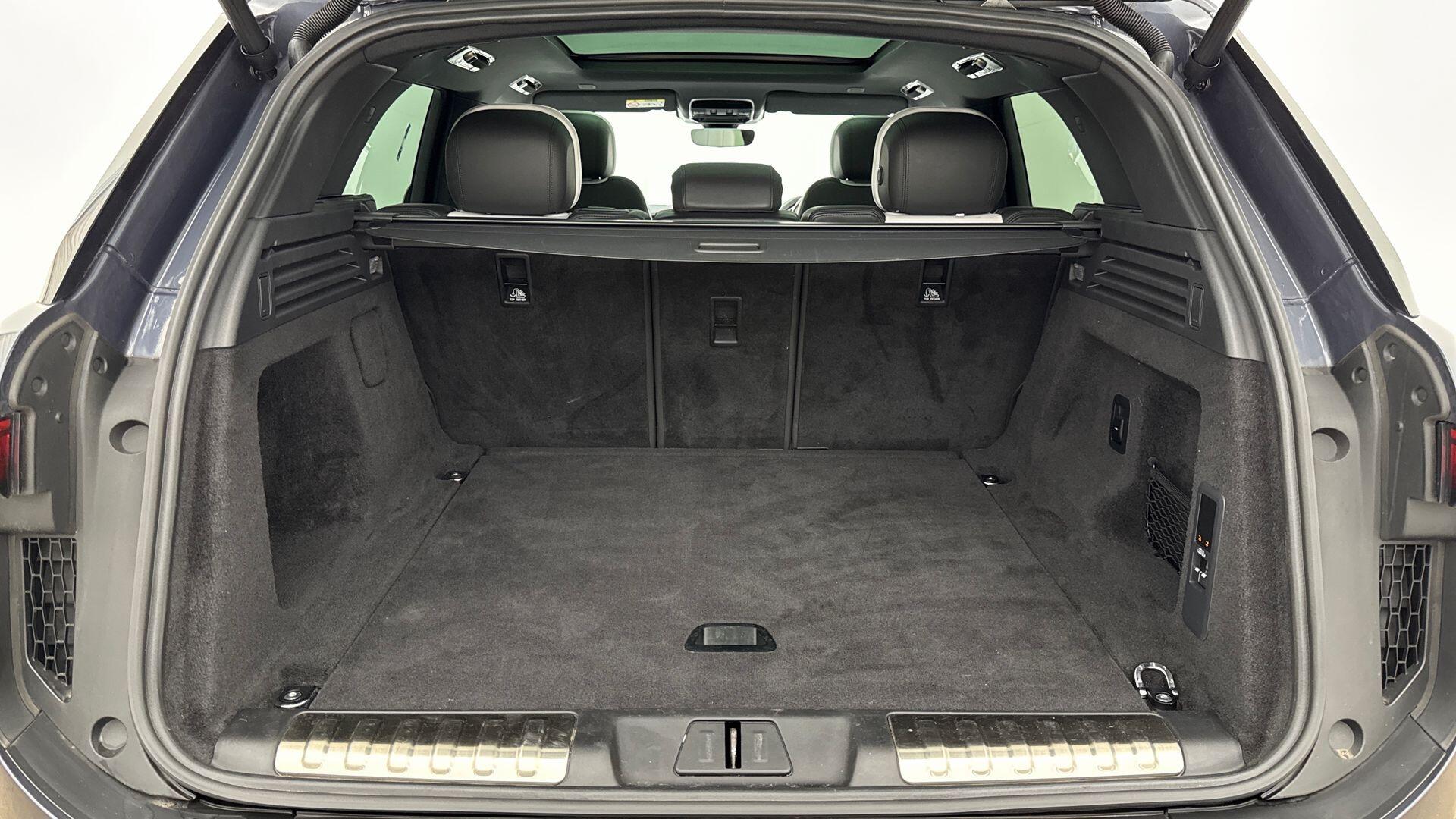 Land Rover Range Rover Sport view 10