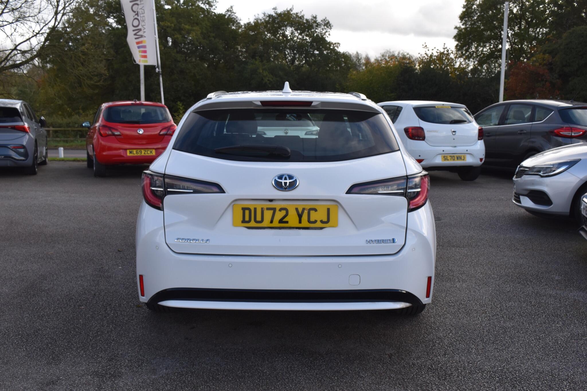 Corolla - 1.8 VVT-h Icon Tech Touring Sports CVT Euro 6 (s/s) 5dr - Image 13