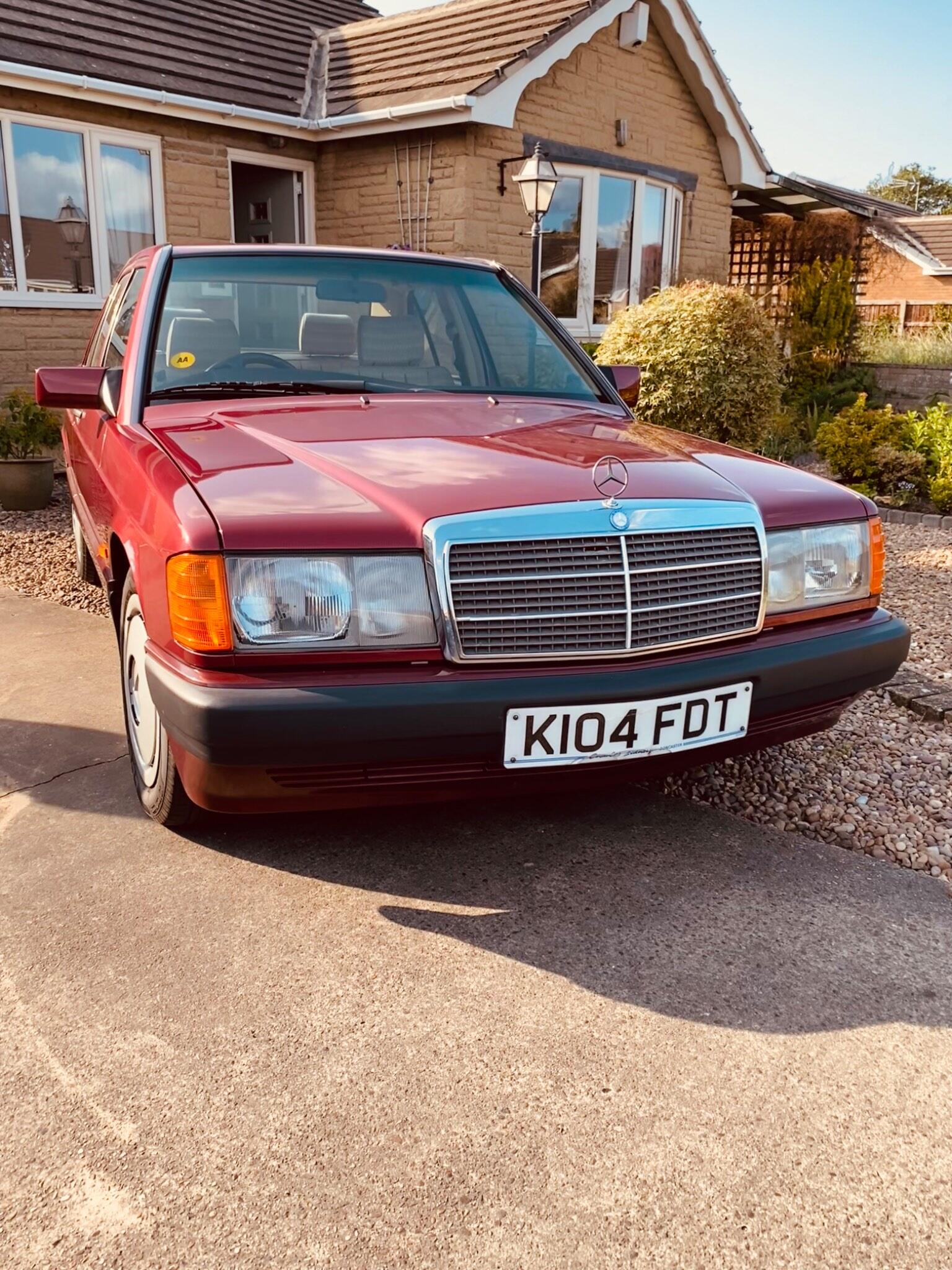 Mercedes-Benz 190