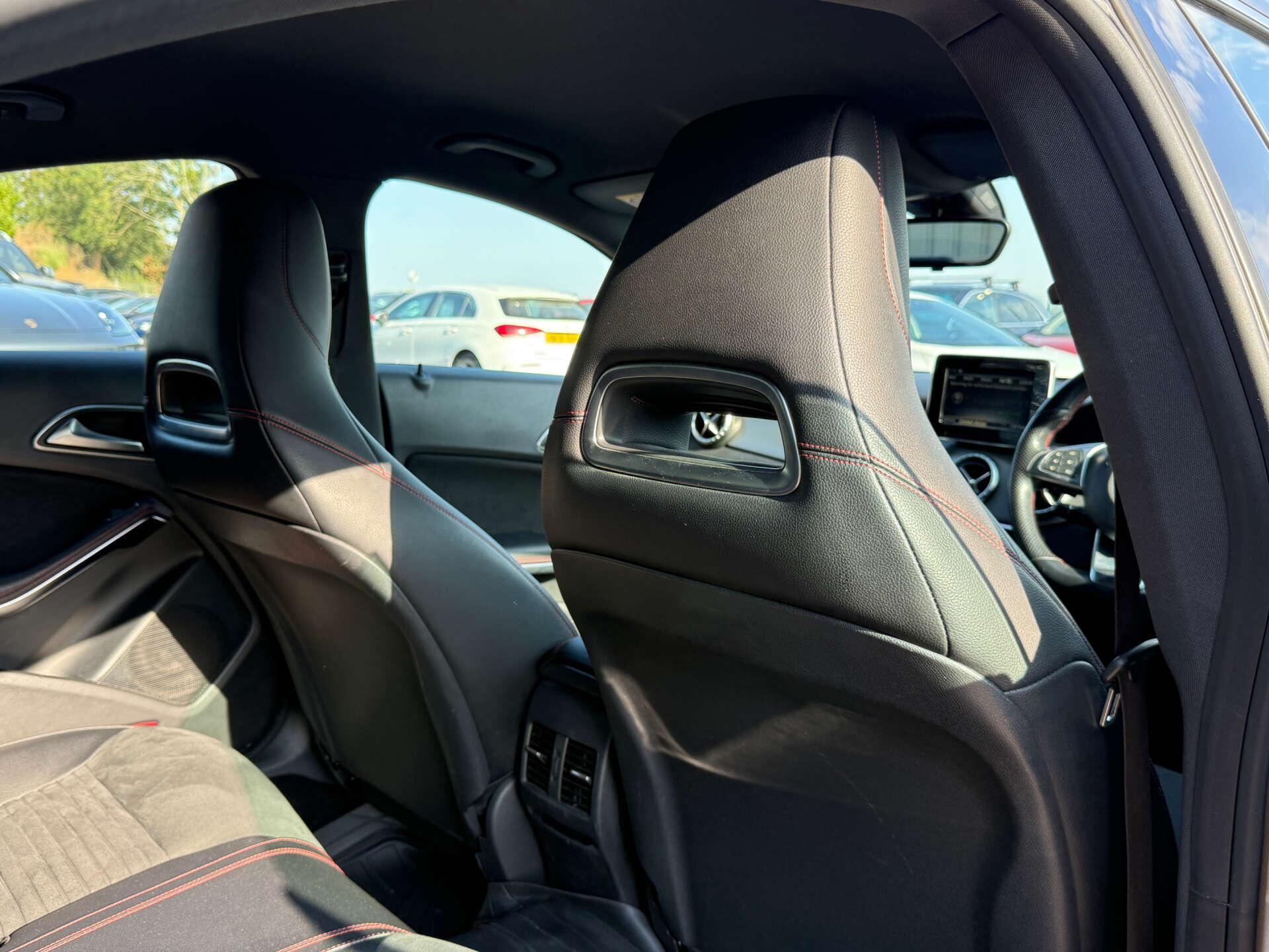 Mercedes-Benz CLA view 54