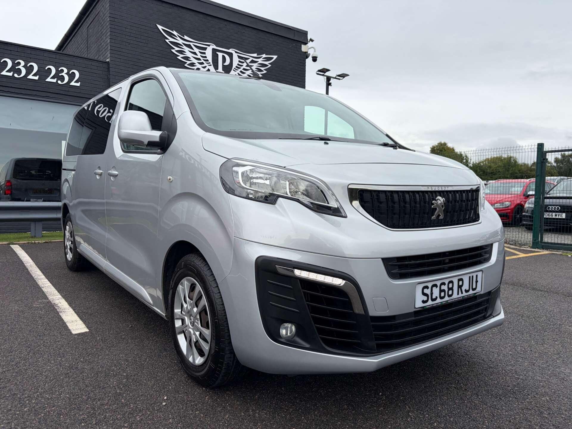 Peugeot Traveller view 45