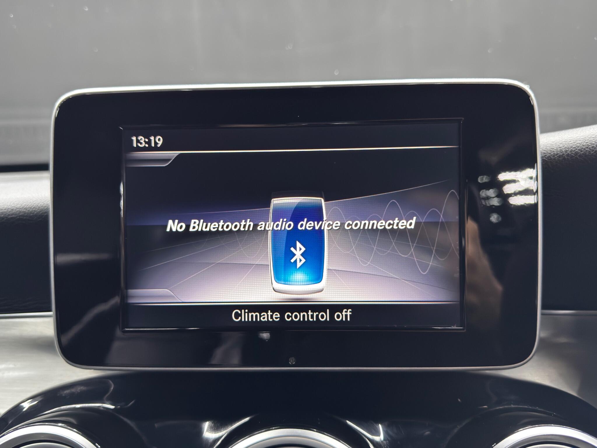 Mercedes-Benz GLC view 32