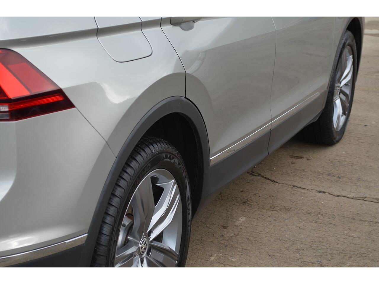Volkswagen Tiguan view 39