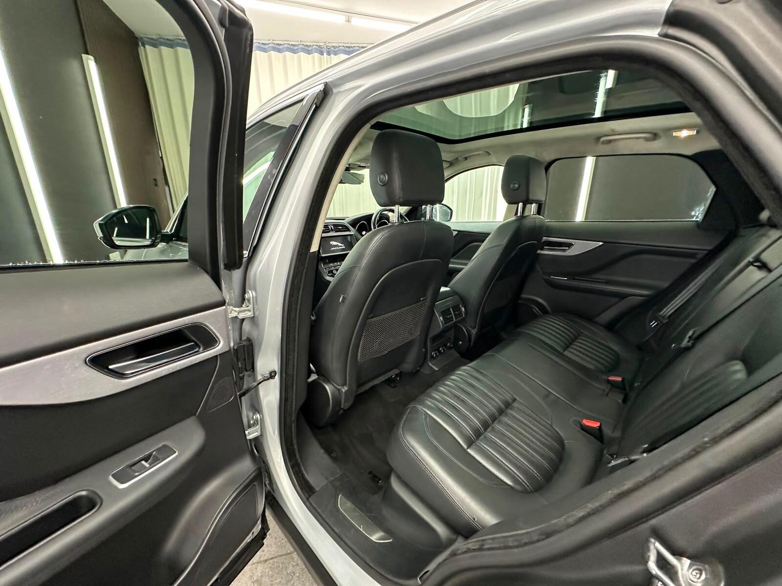 Jaguar F-Pace view 29