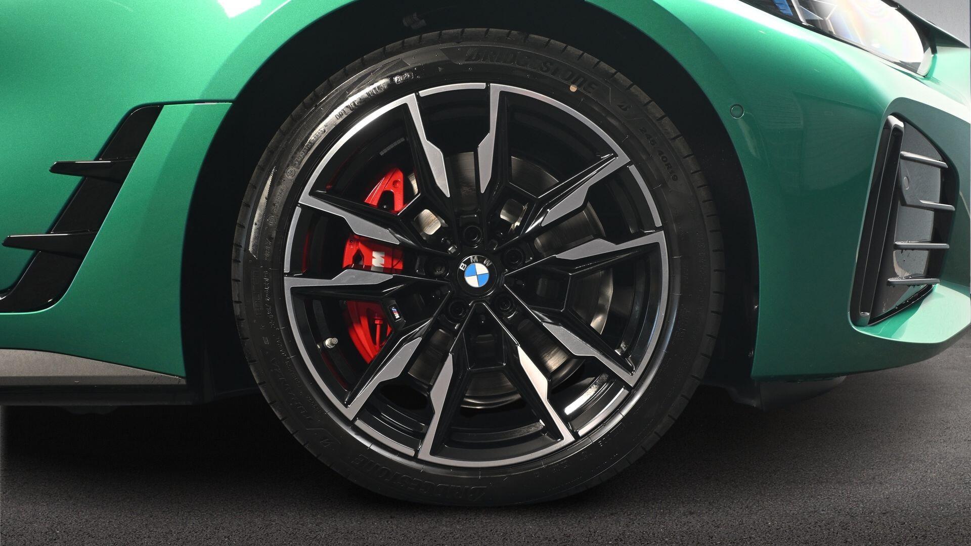 BMW I4 view 14