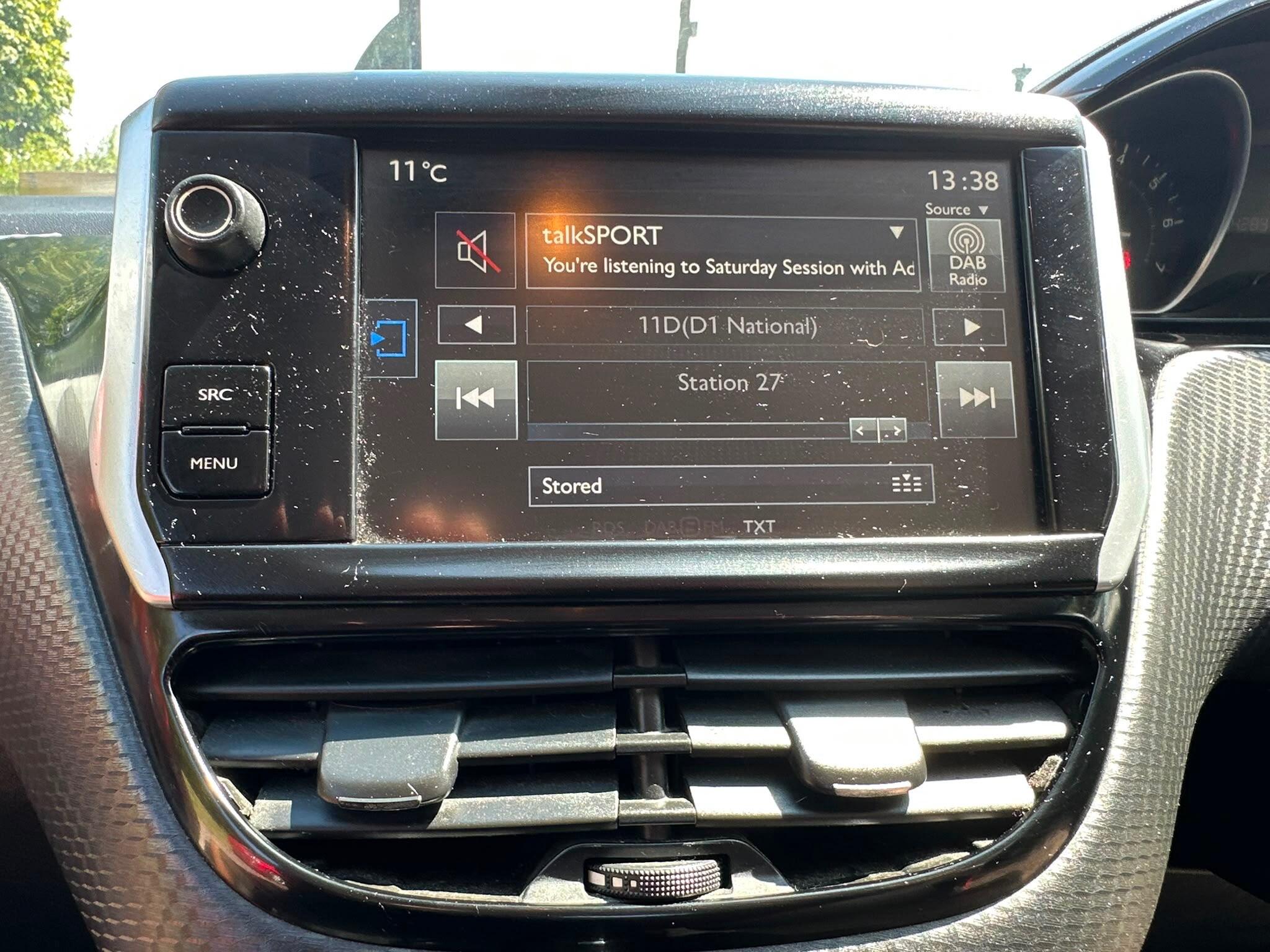 Peugeot 208 view 35