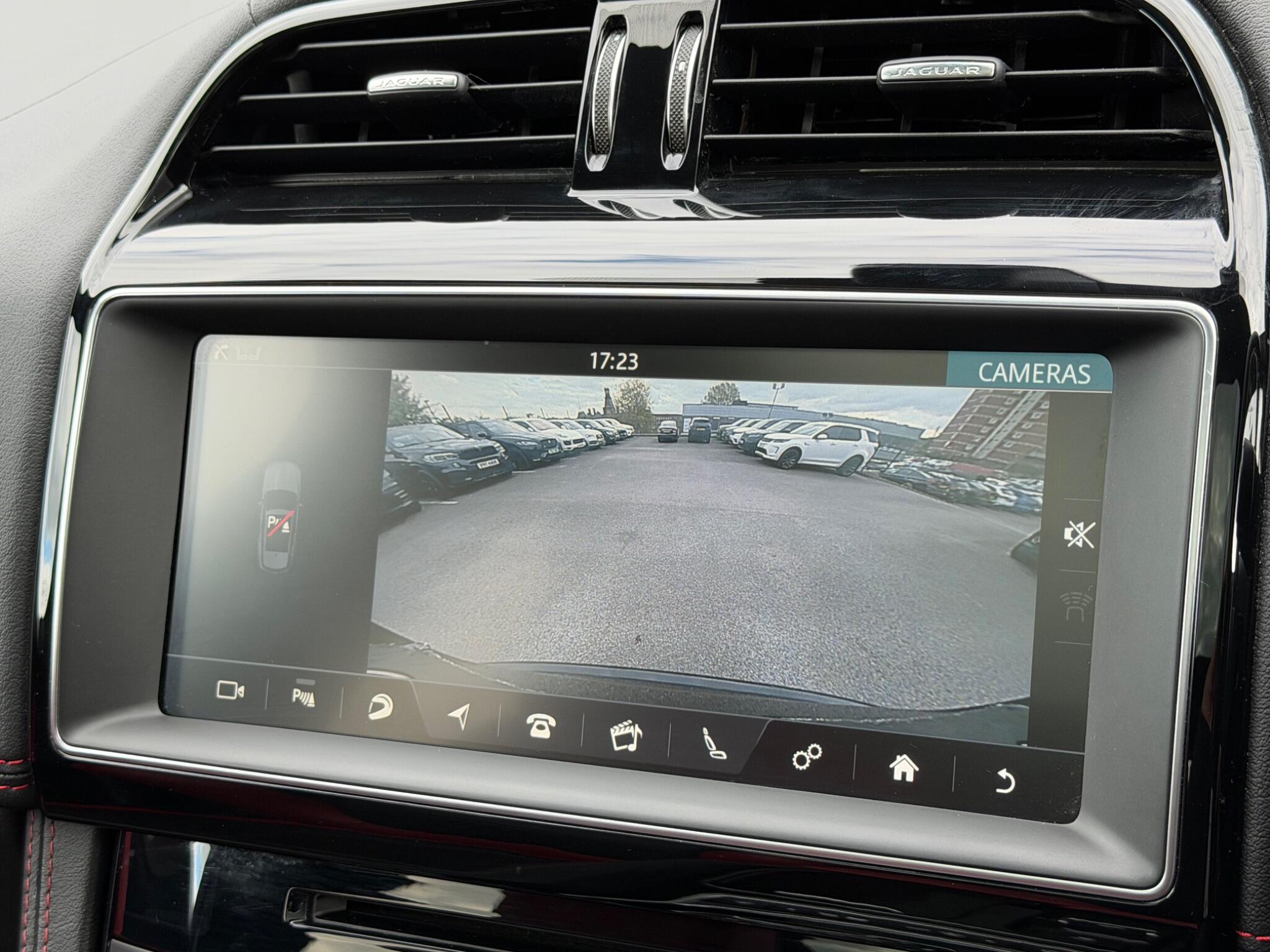 Jaguar F-Pace view 37