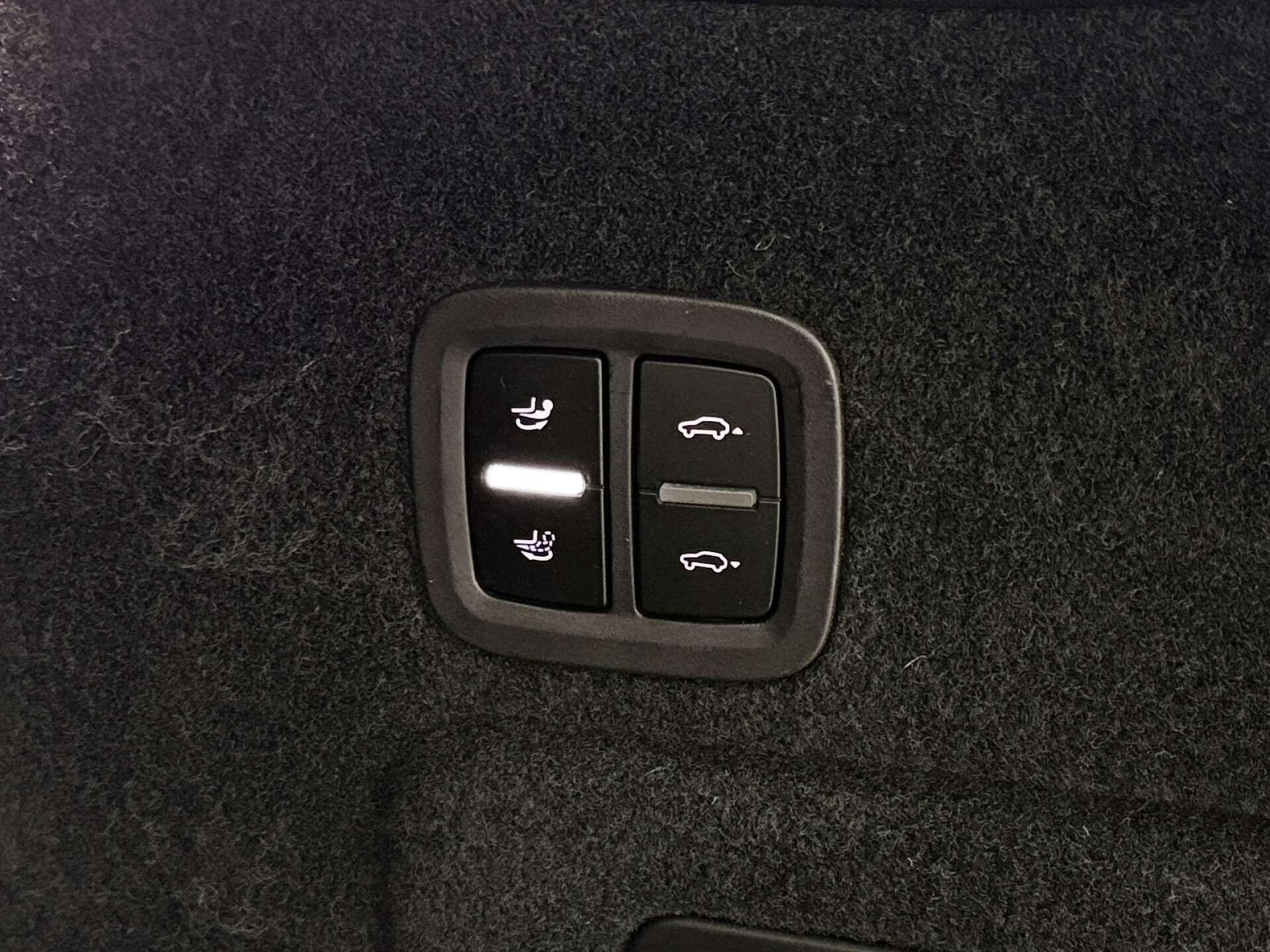 Porsche Cayenne view 28