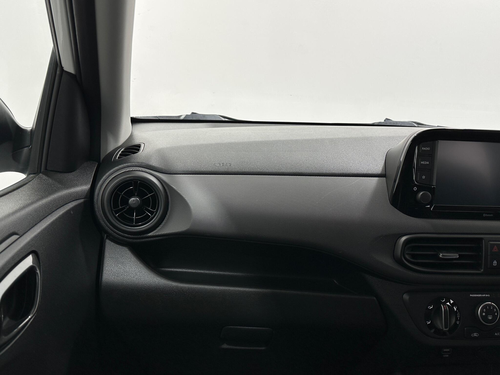 Hyundai I10 view 27