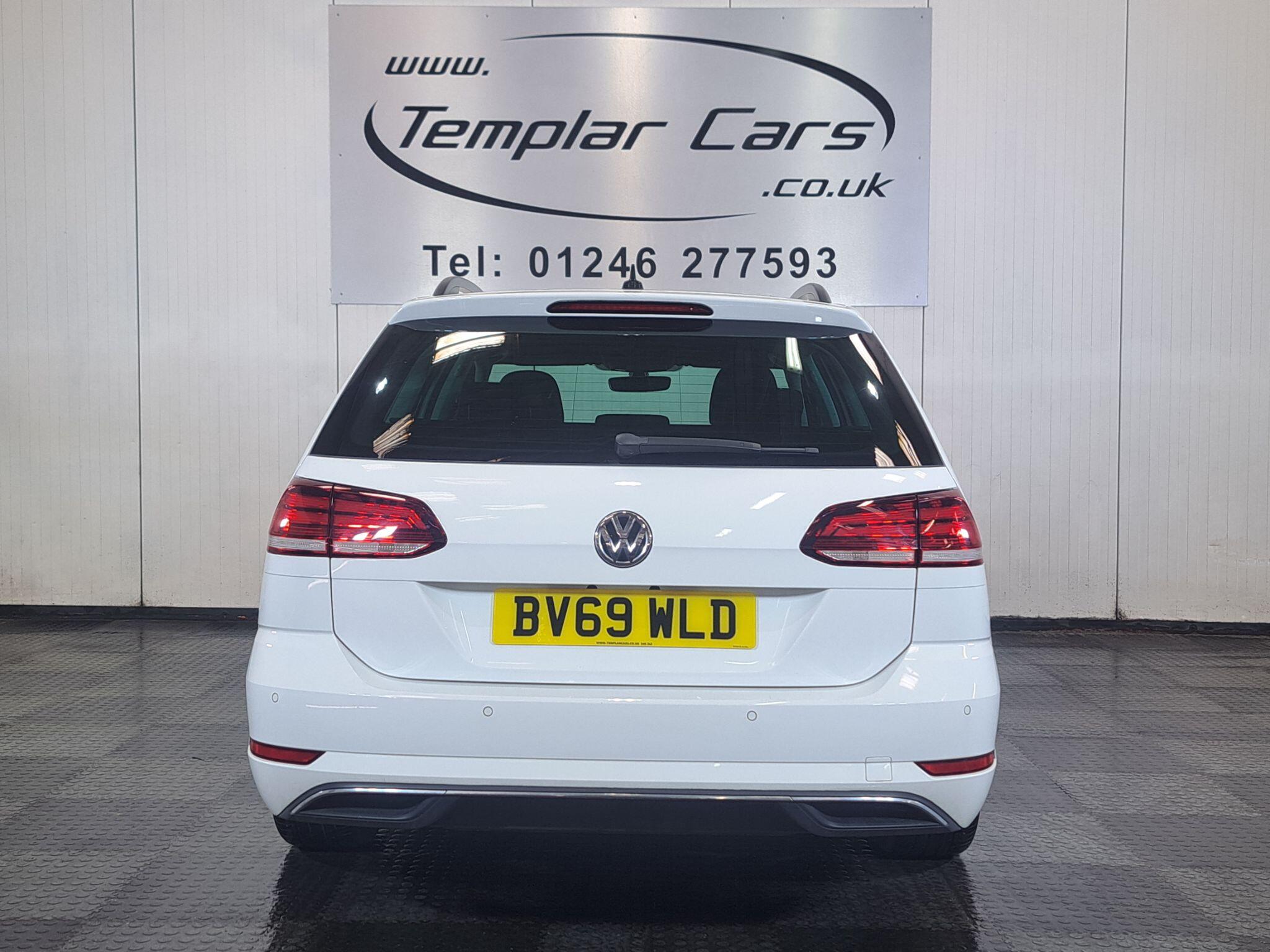 Volkswagen Golf view 6