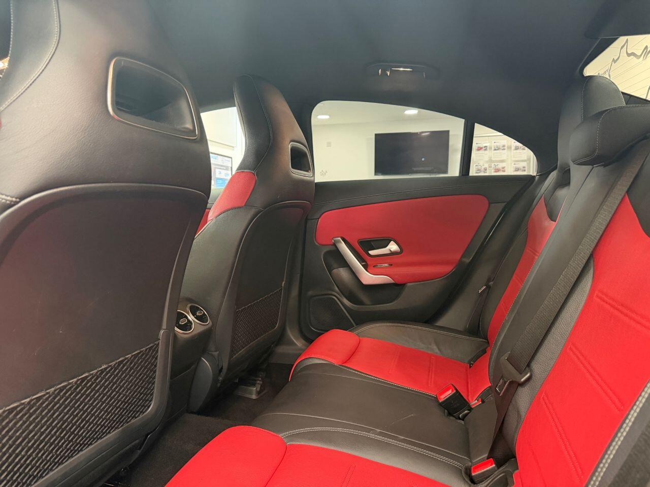 Mercedes-Benz Cla view 18