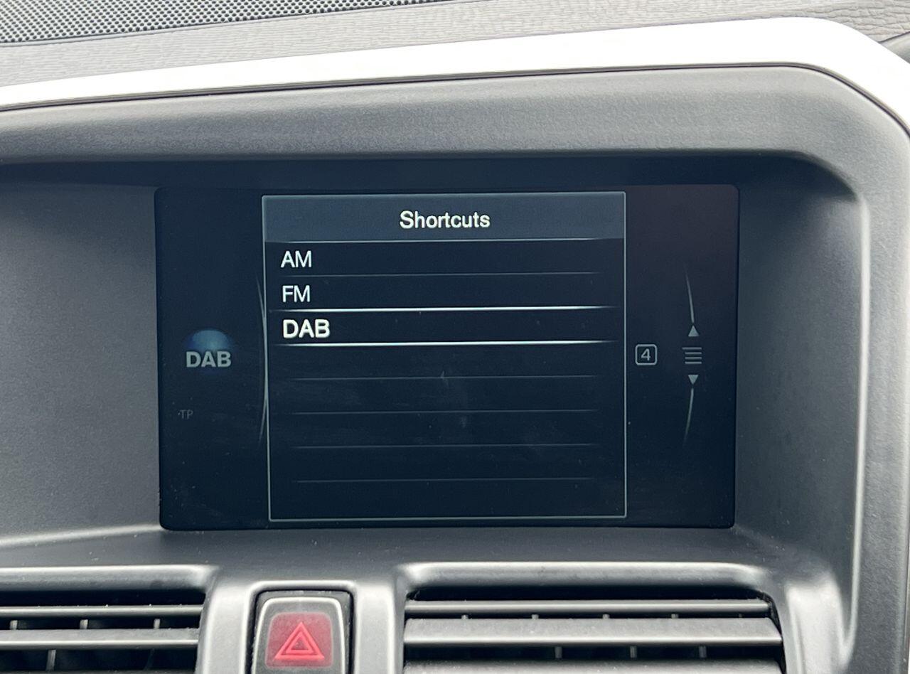 Volvo XC60 view 38
