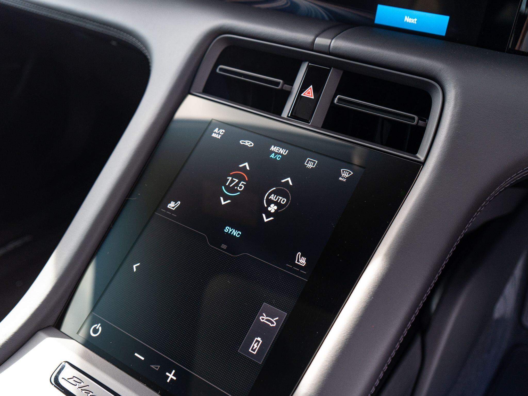 Porsche Taycan view 30