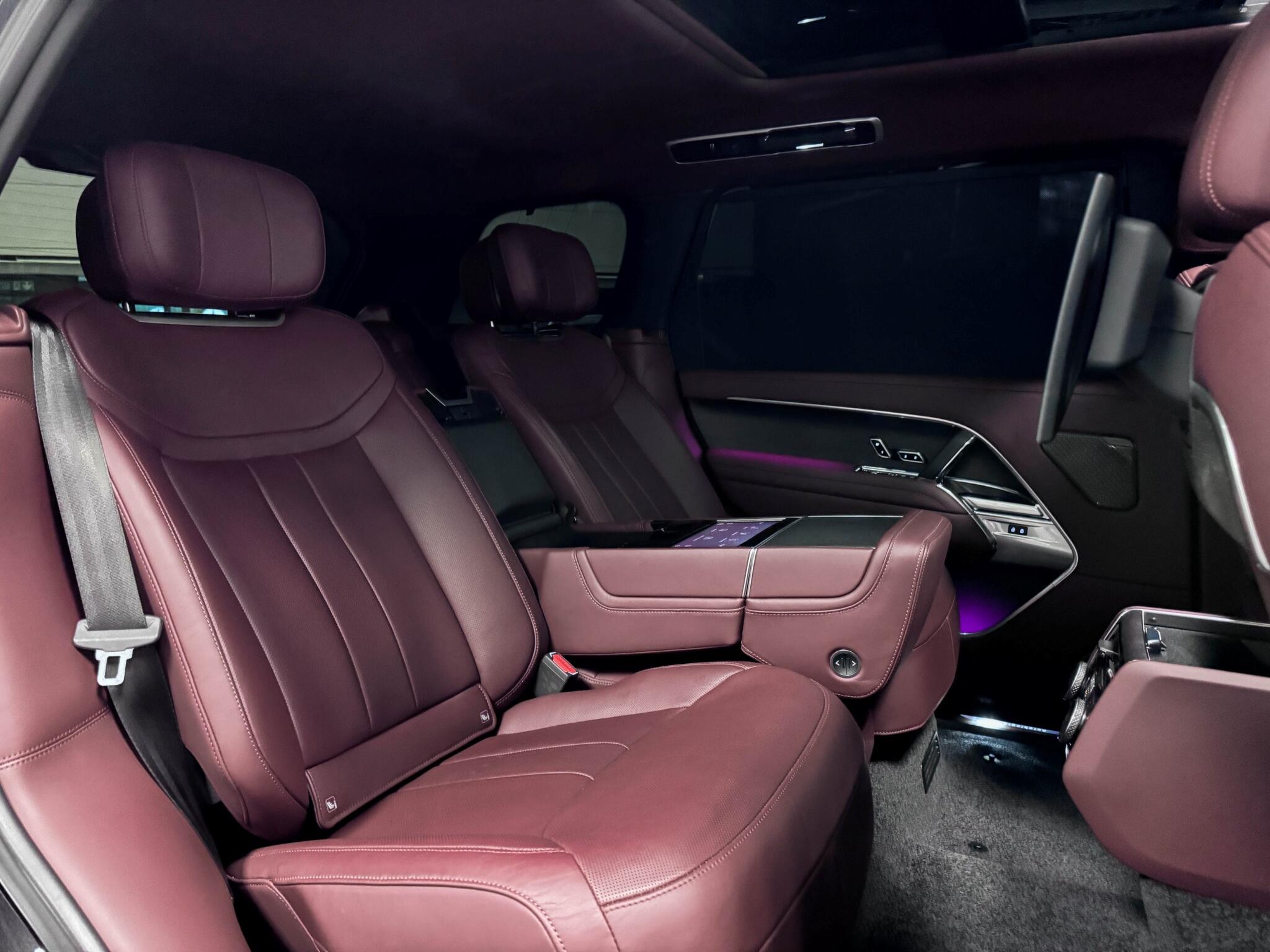 Land Rover Range Rover view 31