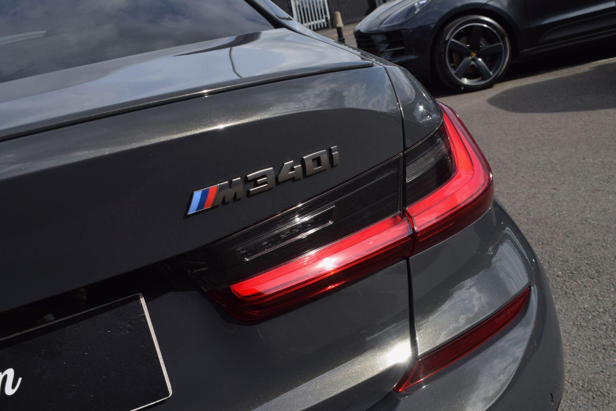 BMW 3 Series view 48