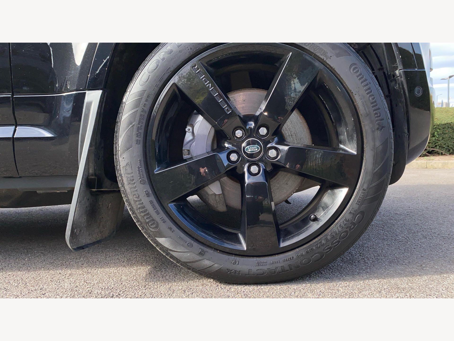 Land Rover Defender view 9