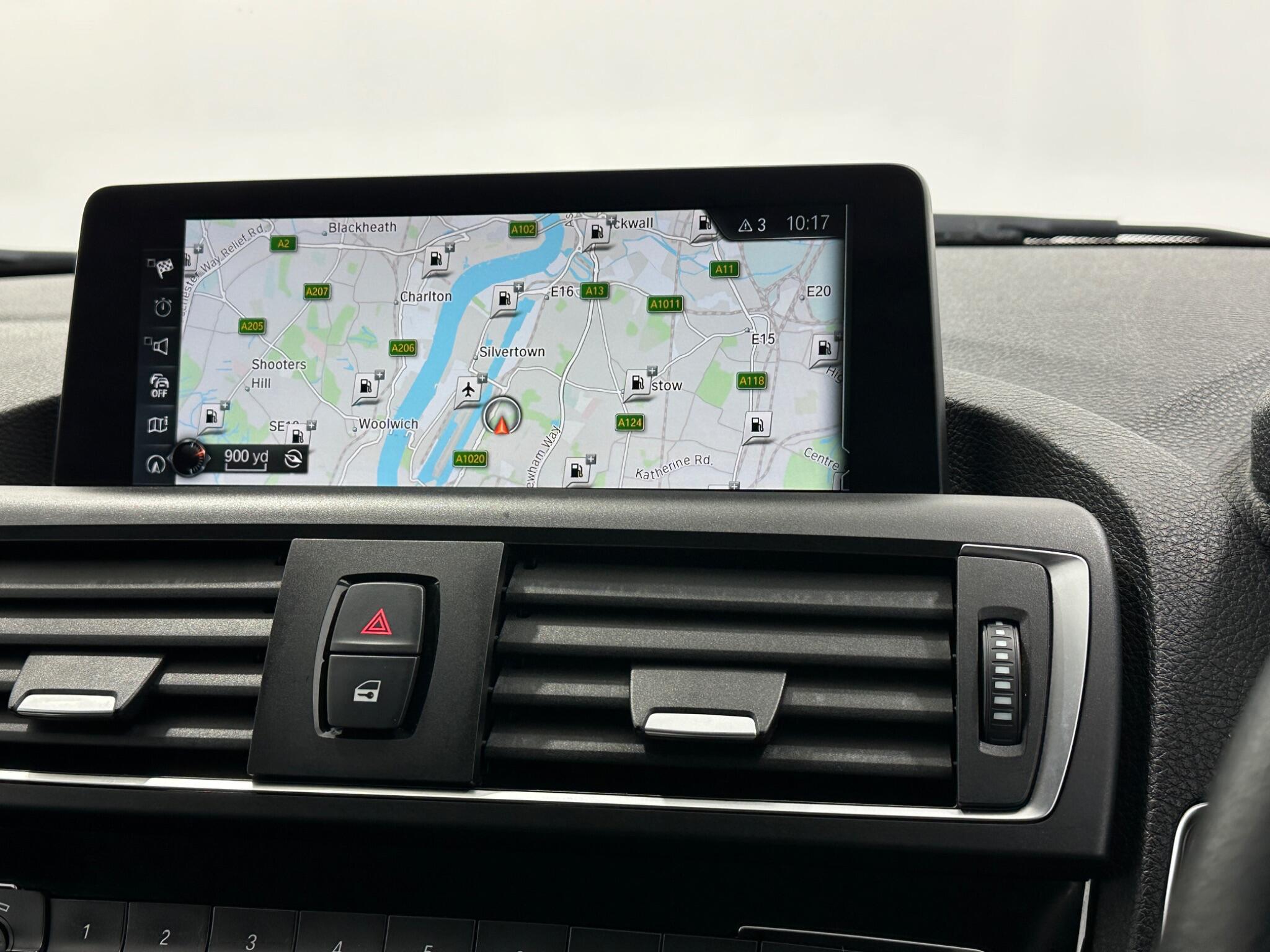 BMW 1 Series view 23
