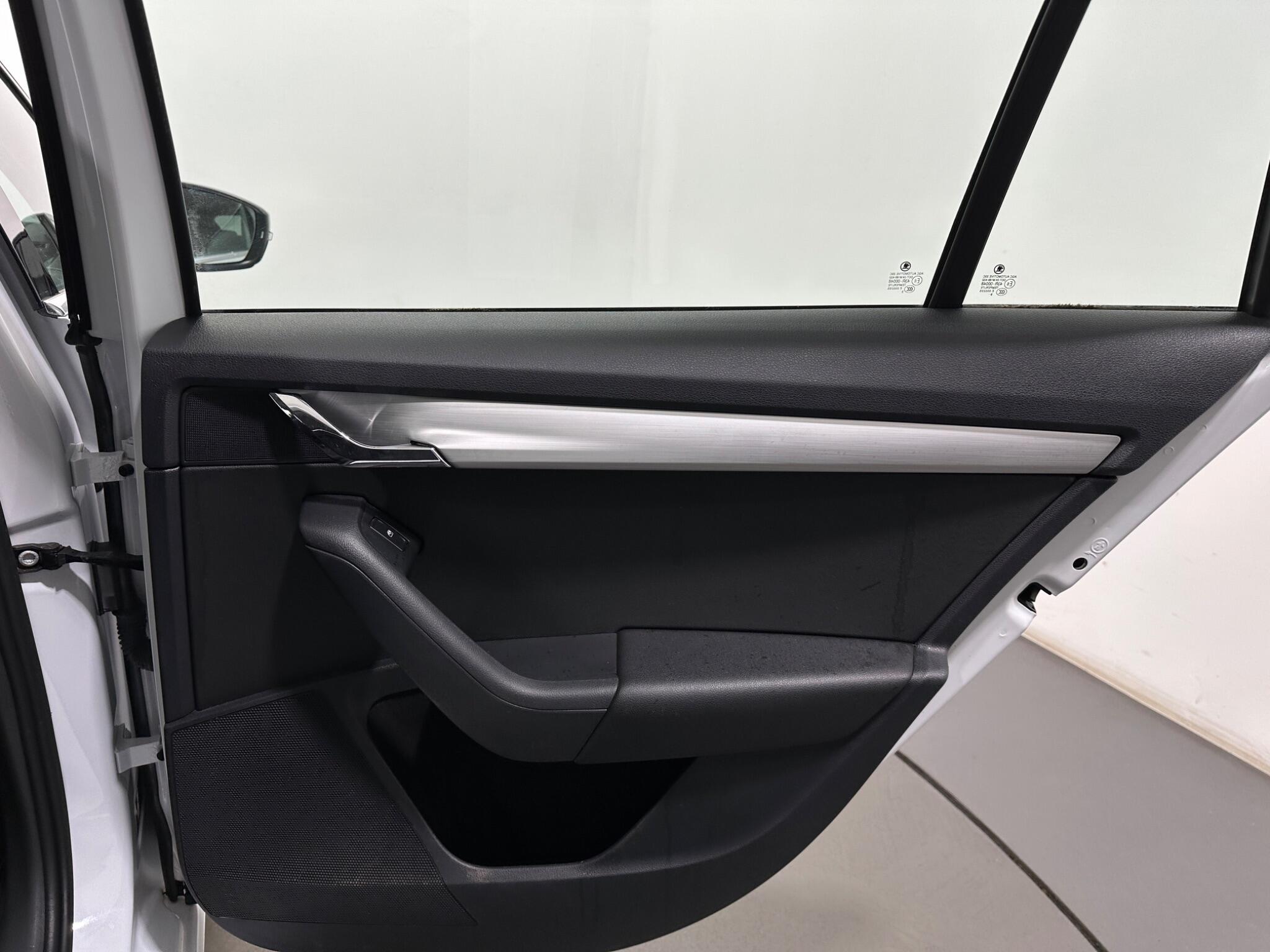 Skoda Octavia view 43