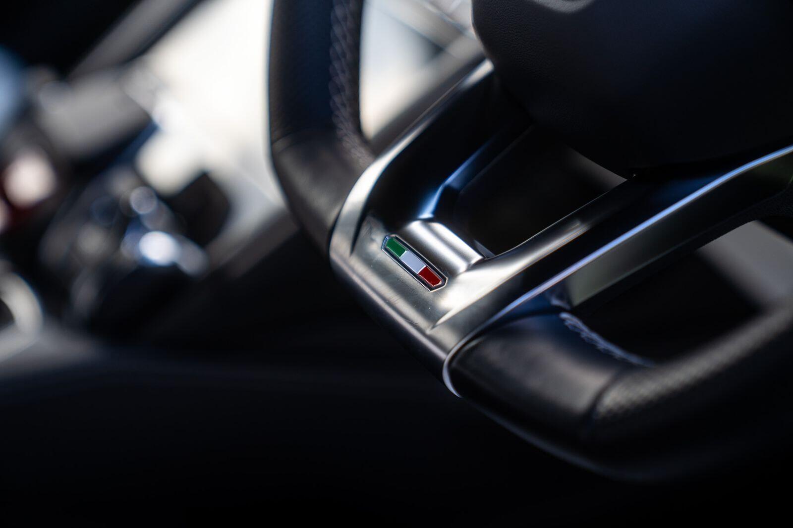 Lamborghini Urus view 27