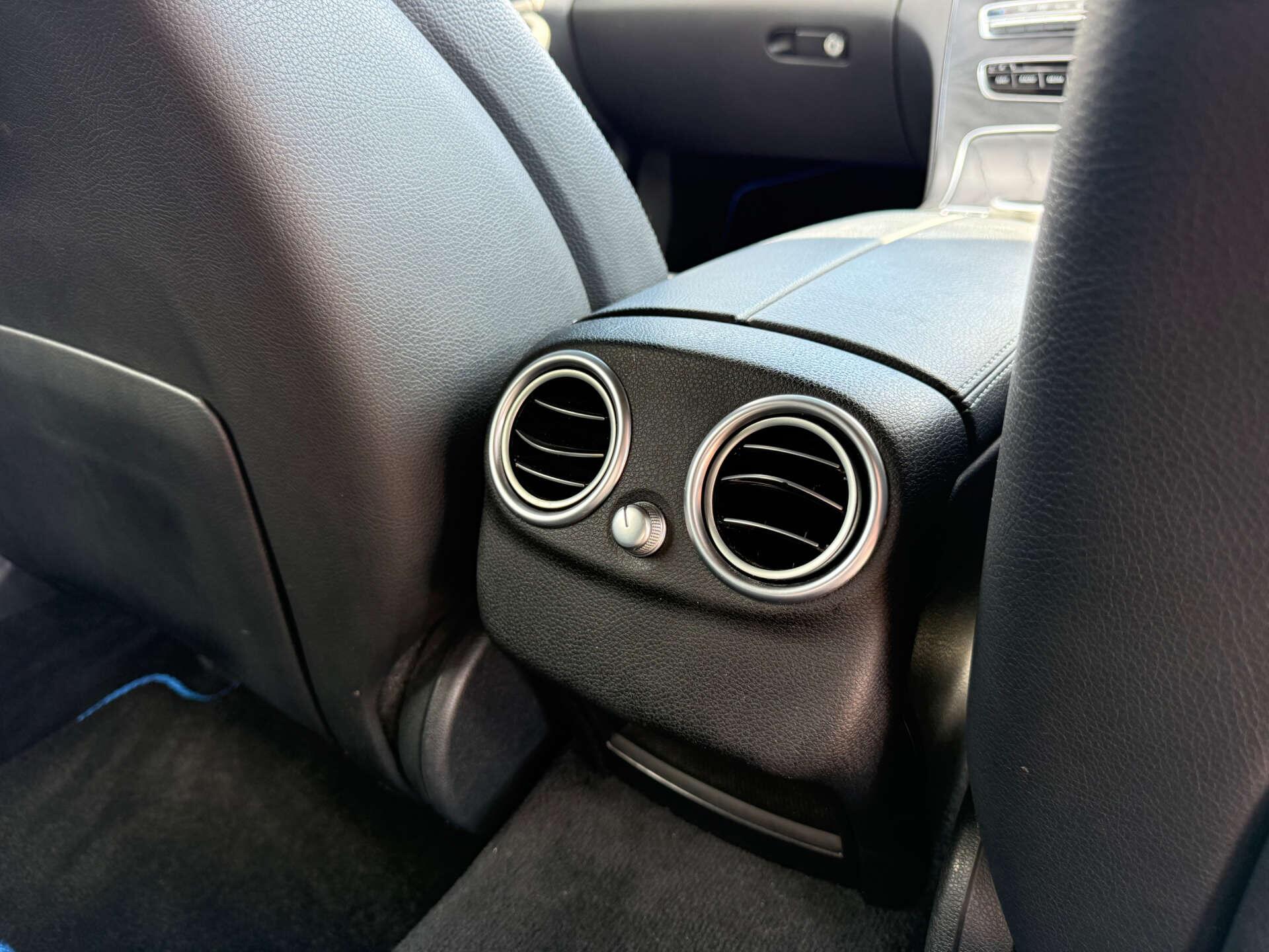 Mercedes-Benz C-Class view 69