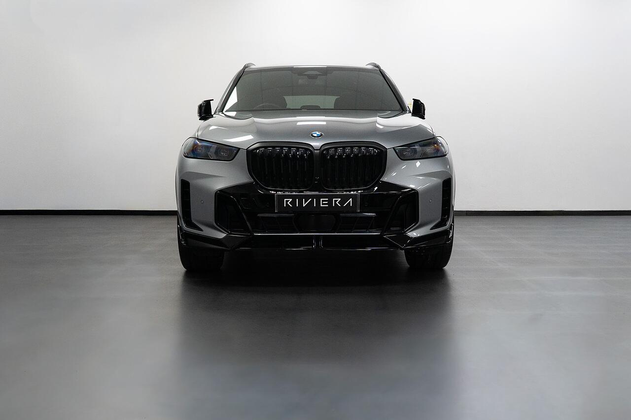 BMW X5 view 32