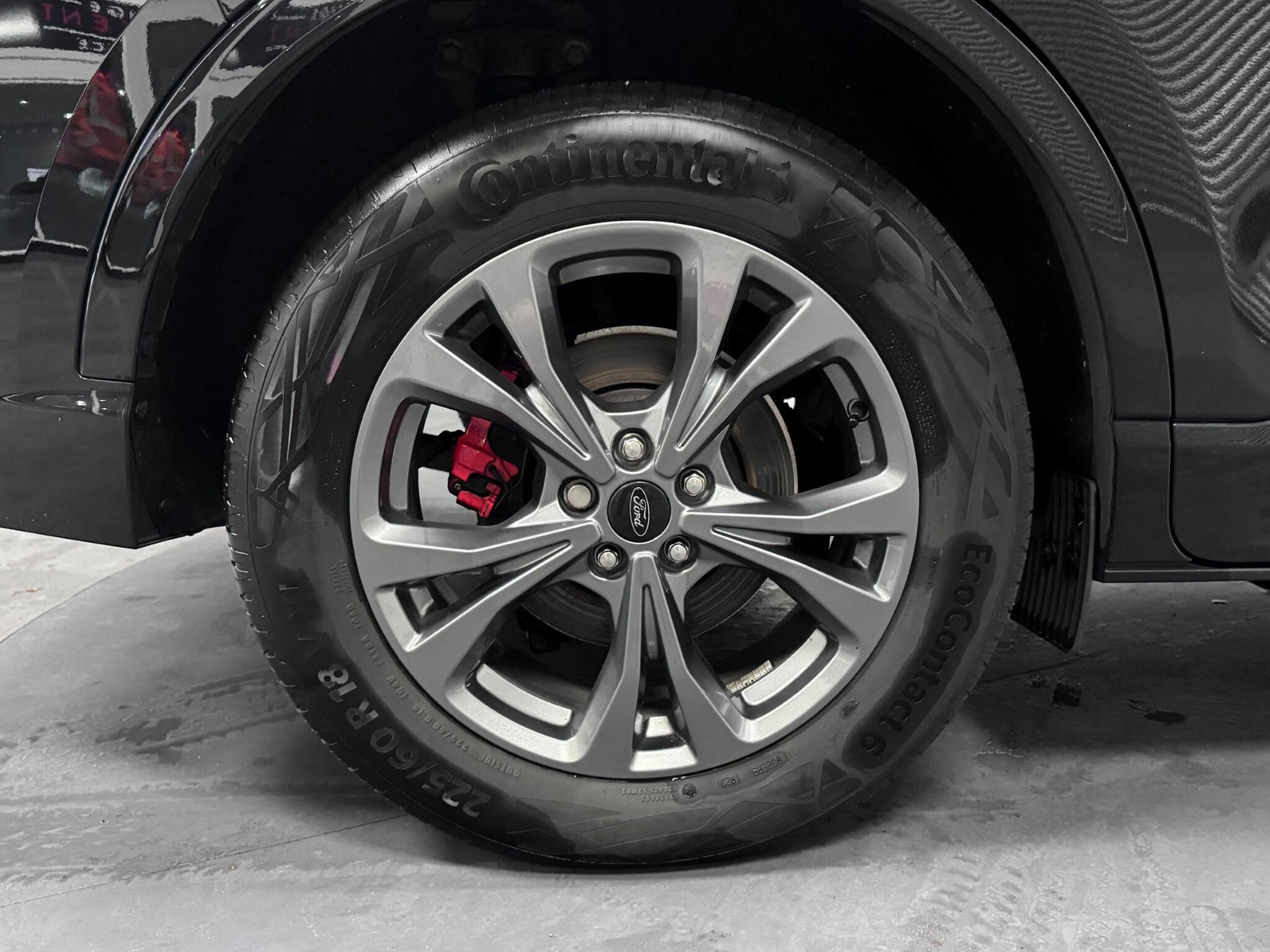 Ford Kuga view 50