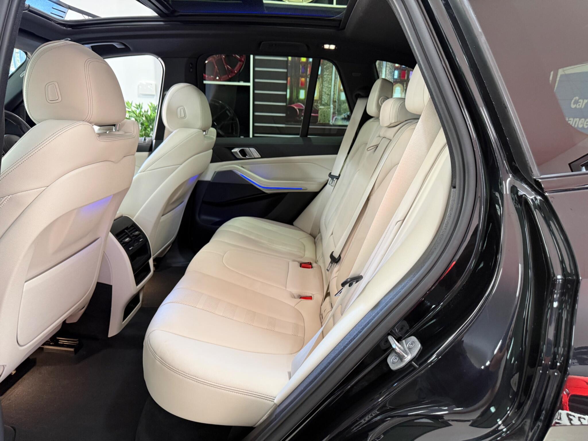 BMW X5 view 27