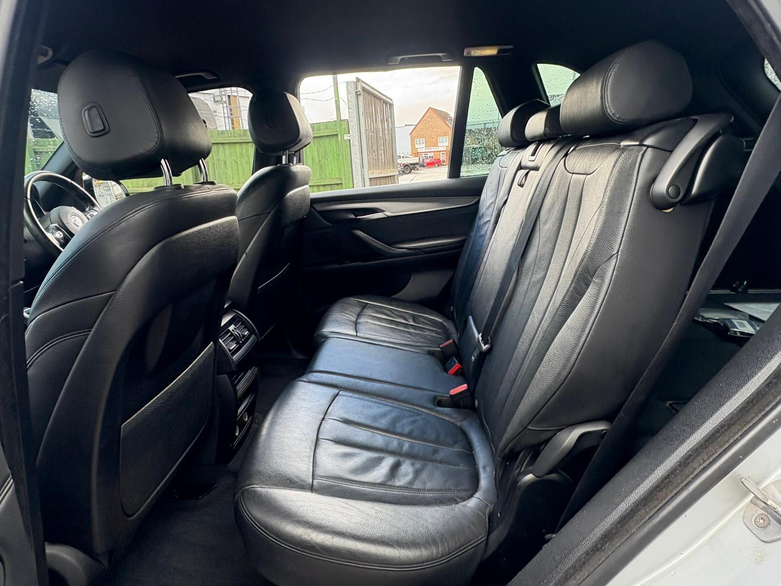 BMW X5 view 15