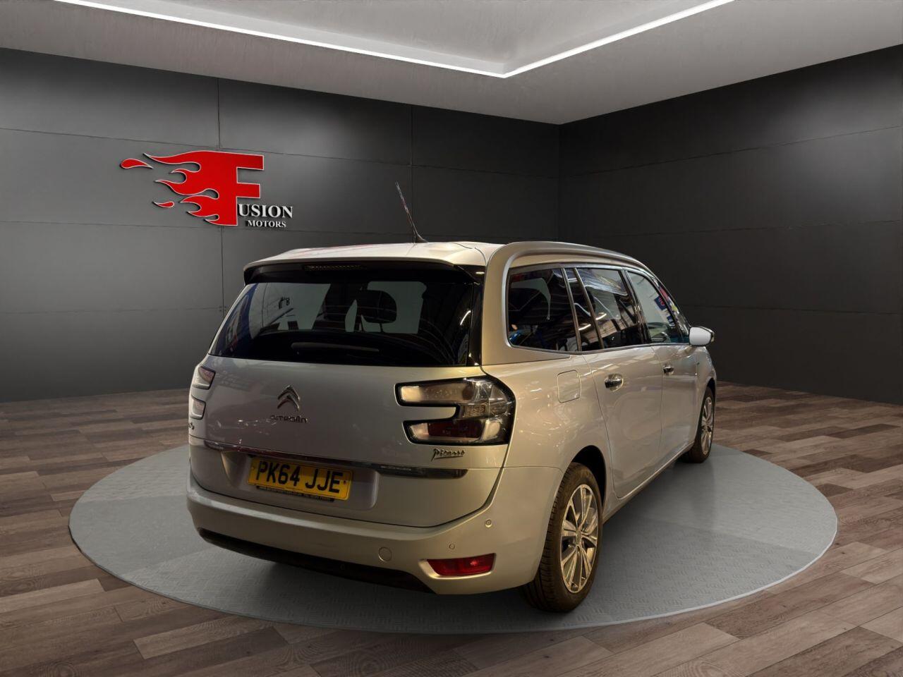 Citroen Grand C4 Picasso view 6