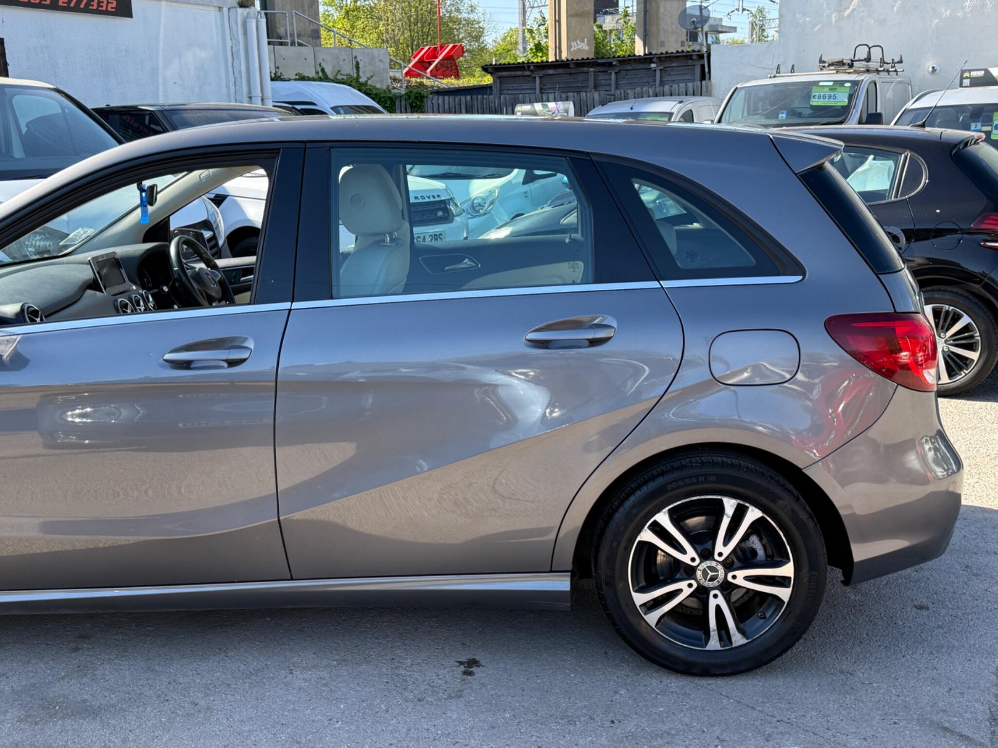 Mercedes-Benz B Class - Image 13