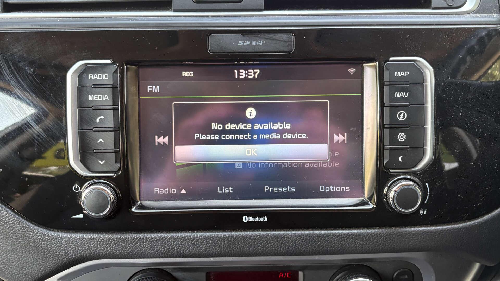 Kia Rio view 25